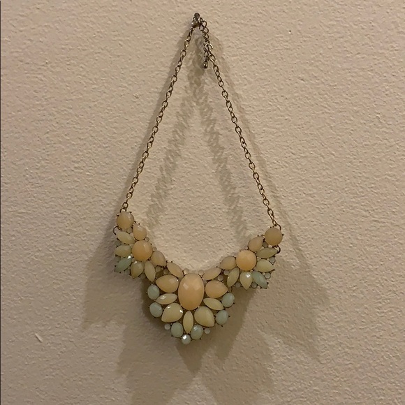 3 for $20 bundle! Forever 21 Statement Necklace - Picture 1 of 2